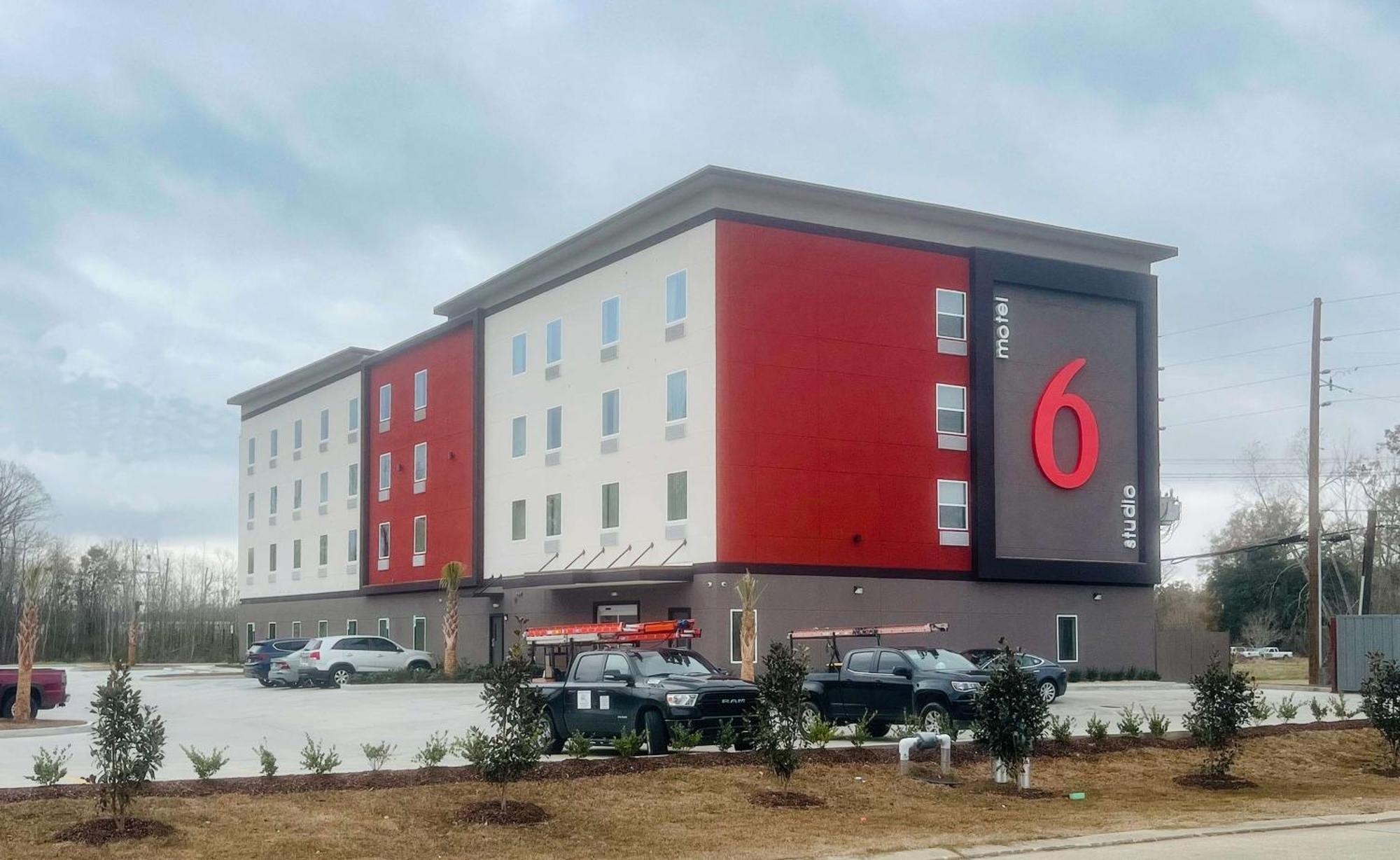 Motel 6 Gonzales, La Baton Rouge Geismar Prairieville I 10 Екстериор снимка