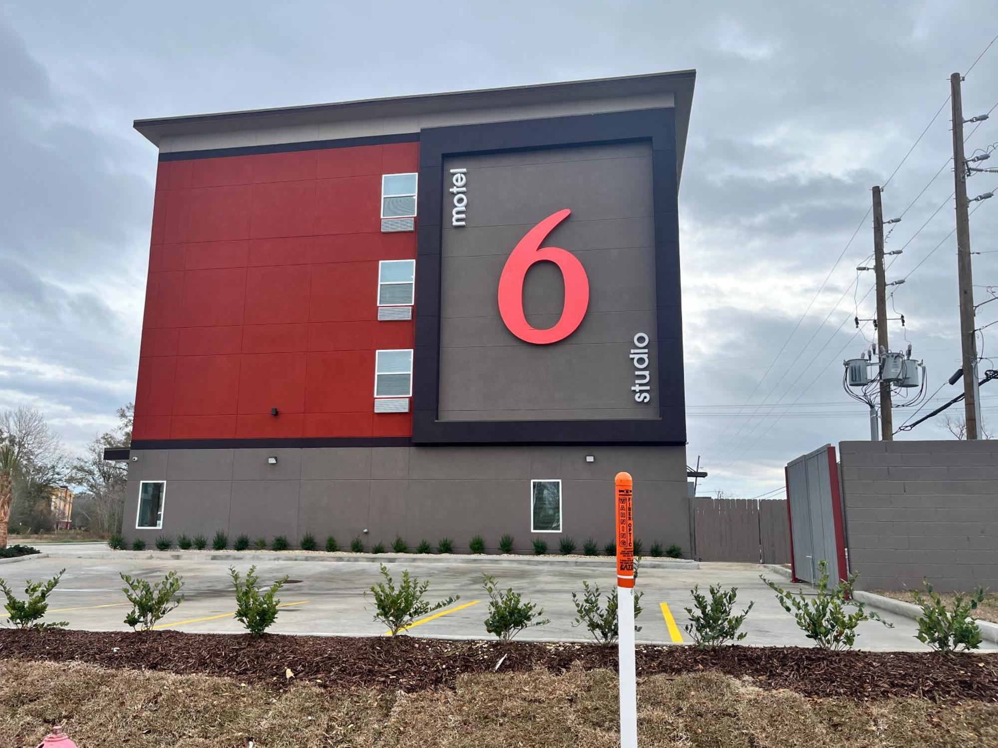 Motel 6 Gonzales, La Baton Rouge Geismar Prairieville I 10 Екстериор снимка